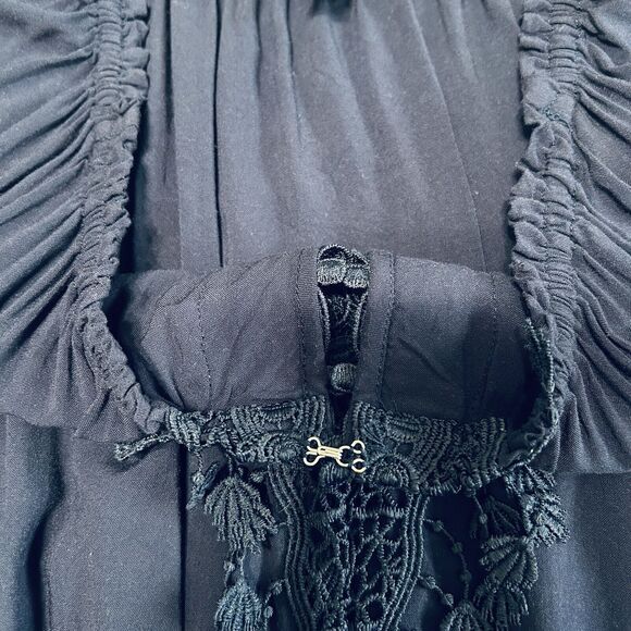 Melissa Paige Woman Top 1X Navy Cold Shoulder Cut Out Lace Feminine Comfy Fairy - Picture 12 of 16